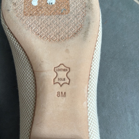 Tory Burch size 8 Flats - Picture 3 of 3